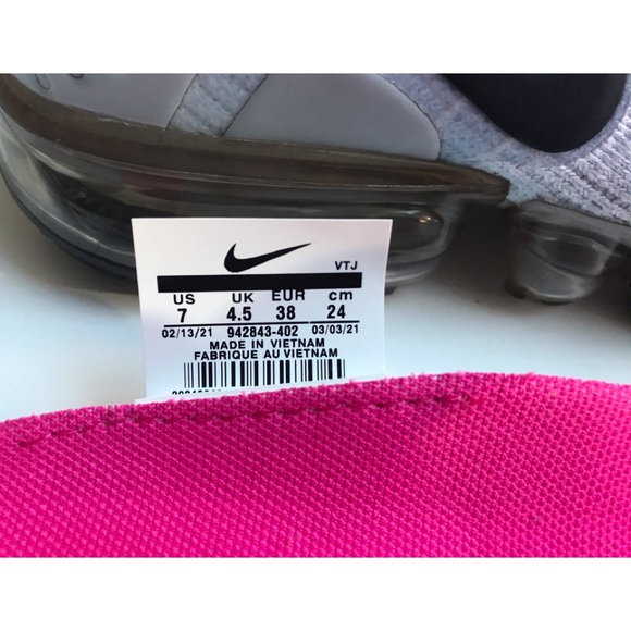 Nike Wmns Air VaporMax Flyknit 2 “Aluminum” Size: US 7 EUR 38 - Picture 15 of 16
